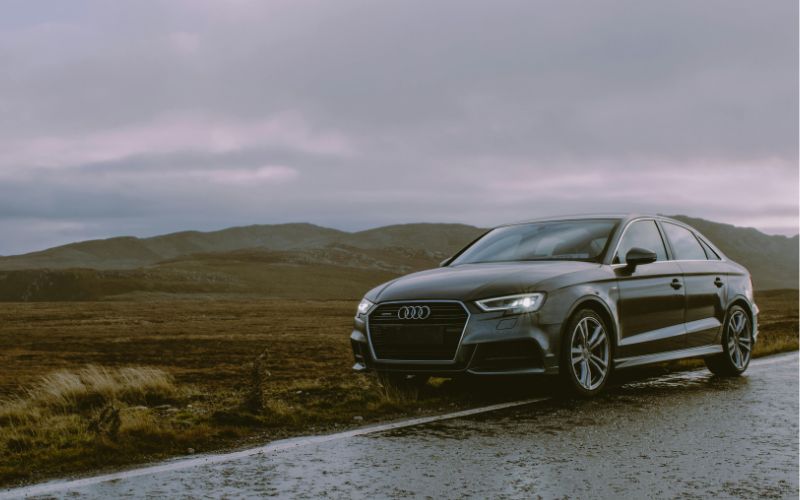 Encuentra todas las piezas de carrocería para tu Audi berlina.